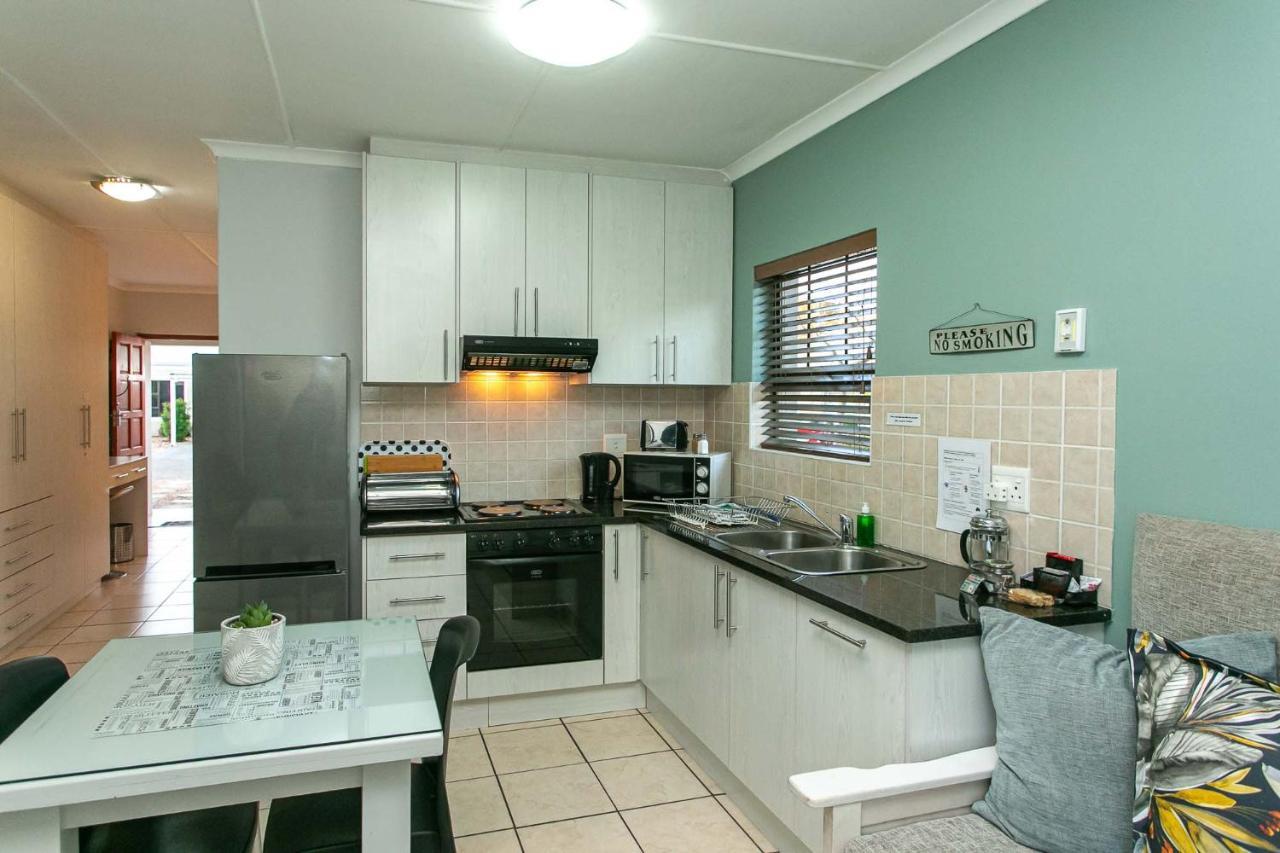 El Dorado Private Collection Apartman Oudtshoorn Kültér fotó